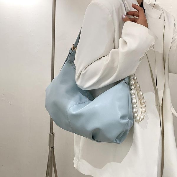 shoulder bags niche design bag women 2021 fashion messenger high-level cloud underarm dual-use width: 34cm
shoulder bags niche design bag women 2021 fashion messenger high-level cloud underarm dual-use width: 34cm