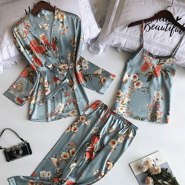 3pcs women pajamas set lady emulation silk pyjama sets flower sleepwear female leopard satin homewear with removable padded, Black;red
3pcs women pajamas set lady emulation silk pyjama sets flower sleepwear female leopard satin homewear with removable padded, Black;red