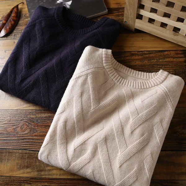 fashion sweater elegant temperament self heating fabric autumn and winter men's pure color leisure jacquard, White;black
fashion sweater elegant temperament self heating fabric autumn and winter men's pure color leisure jacquard, White;black