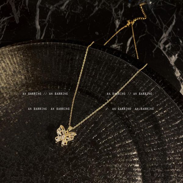 chokers temperament gold plated titanium steel choker necklace female luxury zircon butterfly pendant clavicle chain necklaces for women, Golden;silver
chokers temperament gold plated titanium steel choker necklace female luxury zircon butterfly pendant clavicle chain necklaces for women, Golden;silver