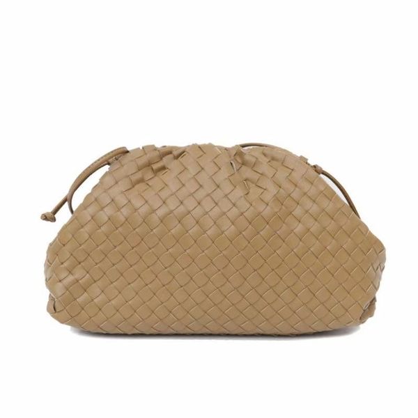 venetas bottega woven cloud dumpling soft hand armpit mini women's bag messenger fold bag designer designer handbag wan
venetas bottega woven cloud dumpling soft hand armpit mini women's bag messenger fold bag designer designer handbag wan