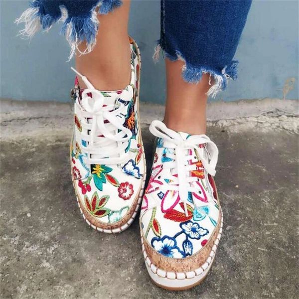 retro loafers women 2021 spring floral embroidery lace up ladies casual canvas shoes 35-43 larged-size flat trendy sneakers
retro loafers women 2021 spring floral embroidery lace up ladies casual canvas shoes 35-43 larged-size flat trendy sneakers