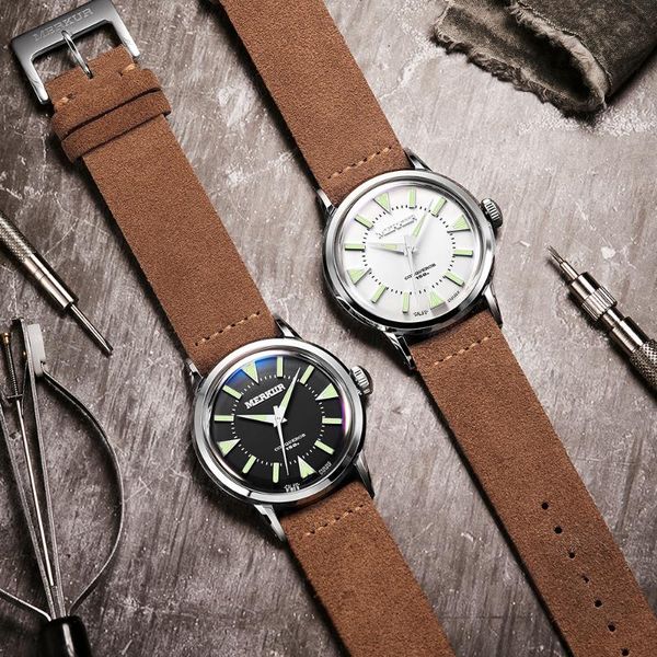 wristwatches 38mm automatic diving watches sapphire crystal 10atm imported movement luminous stainless steel classic retro men wrist watch, Slivery;brown
wristwatches 38mm automatic diving watches sapphire crystal 10atm imported movement luminous stainless steel classic retro men wrist watch, Slivery;brown