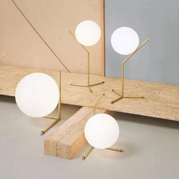 modern nordic simplicity led table desk lamps reading light metal glass classroom bedside study lustre lamp energy-saving
modern nordic simplicity led table desk lamps reading light metal glass classroom bedside study lustre lamp energy-saving