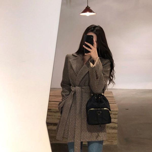 women's wool & blends 2021 vintage coat women autumn and winter retro casual thick short blazer, Black
women's wool & blends 2021 vintage coat women autumn and winter retro casual thick short blazer, Black