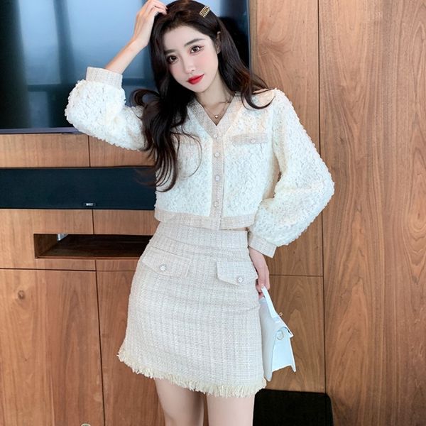 autumn fashion two piece set women tweed patchwork long sleeve crop + tassel bodycon mini skirt suits 210518, White
autumn fashion two piece set women tweed patchwork long sleeve crop + tassel bodycon mini skirt suits 210518, White