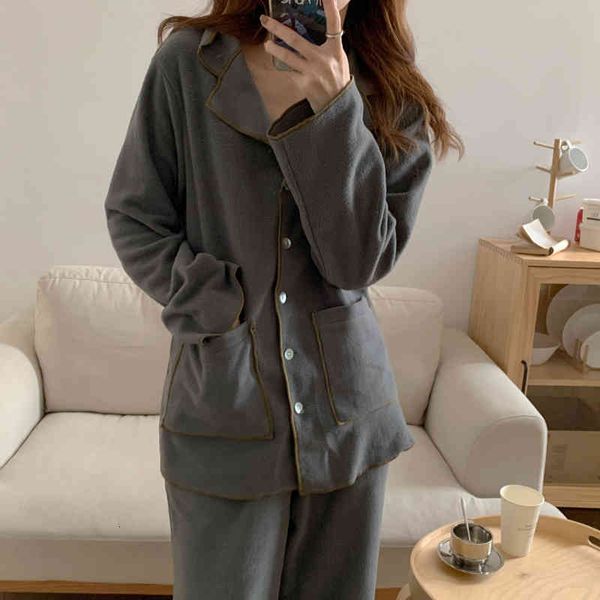 sleepwear soft warm homewear large size loose korean chic pajamas casual brief nightwear sets, Black;red
sleepwear soft warm homewear large size loose korean chic pajamas casual brief nightwear sets, Black;red