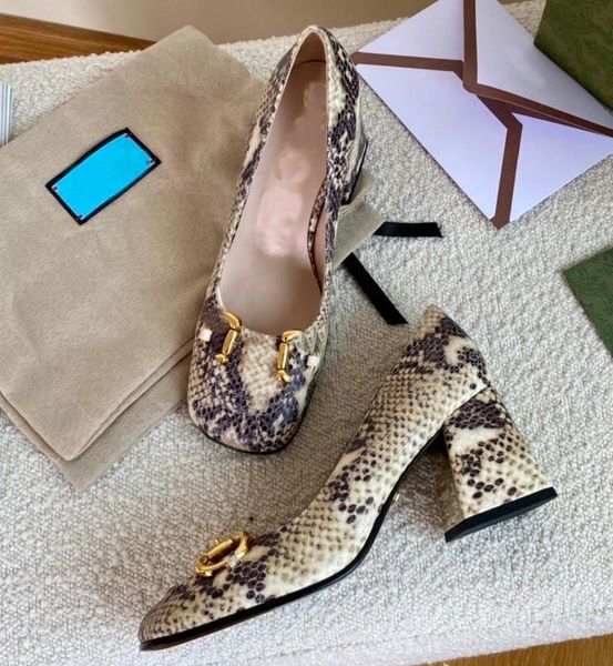 two g snakeskin grain designer chaussures slippers sandals espadrilles leather loafers women nonslip shoes damen tory france with channel, Black;red
two g snakeskin grain designer chaussures slippers sandals espadrilles leather loafers women nonslip shoes damen tory france with channel, Black;red
