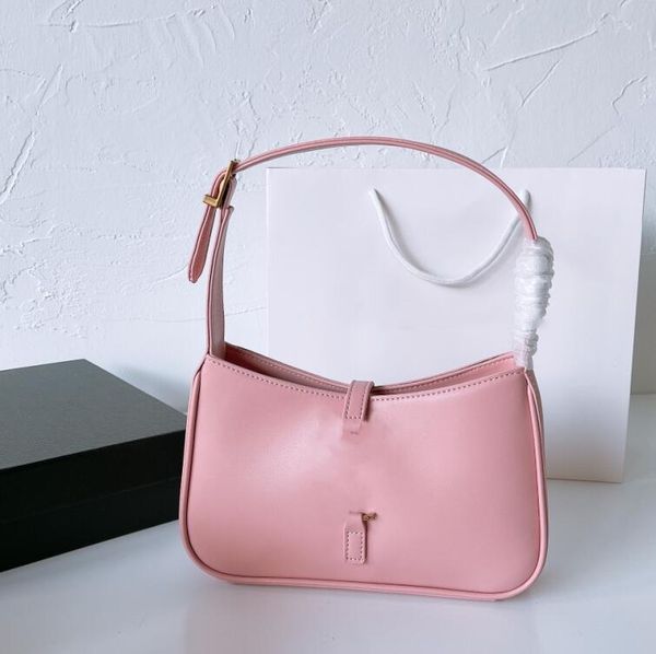fashion designers luxurys shoulder bags senior perfect women handbags brand letters underarm bag strap adjustable with box
fashion designers luxurys shoulder bags senior perfect women handbags brand letters underarm bag strap adjustable with box
