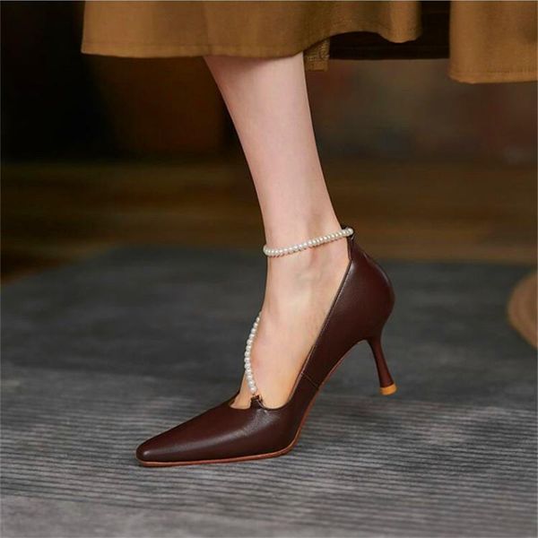dress shoes pearl chain decoration ladies high heels pointed toe stiletto fashion party, Black
dress shoes pearl chain decoration ladies high heels pointed toe stiletto fashion party, Black