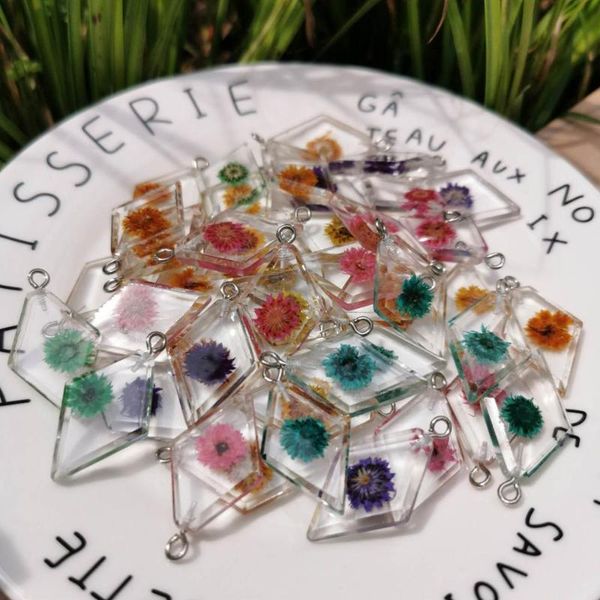 dangle & chandelier 2pcs 0.13x0.7inch real flowers diy findings keychain earrings pendants jewelry making . women fashion jewelryaccessories, Silver
dangle & chandelier 2pcs 0.13x0.7inch real flowers diy findings keychain earrings pendants jewelry making . women fashion jewelryaccessories, Silver