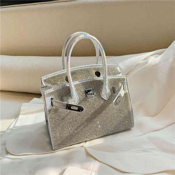 2021 new crocodile glitter full of handmade sequin inlaid with diamond kelly messenger bag
2021 new crocodile glitter full of handmade sequin inlaid with diamond kelly messenger bag