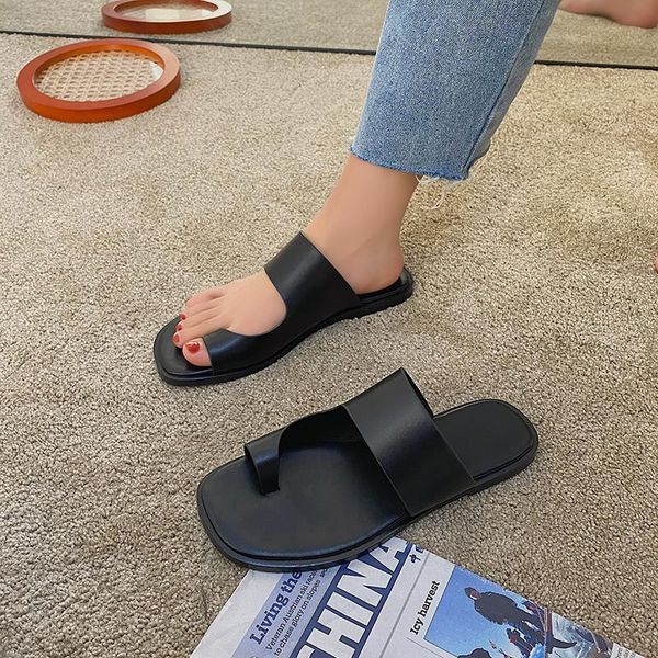 slippers casual shoes slipers women slides low rubber flip flops luxury 2021 summer flat soft hawaiian rome basic fashion pu, Black
slippers casual shoes slipers women slides low rubber flip flops luxury 2021 summer flat soft hawaiian rome basic fashion pu, Black