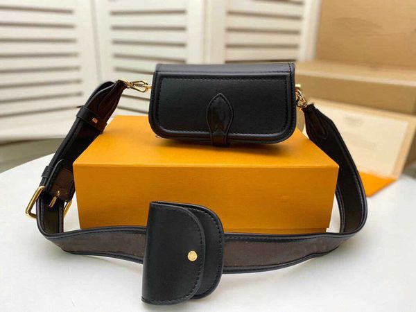 mini pouch desinger mens bags leather officier waist belt sliding coin purse women handbag clutch fannypack crossbody shoulder bag m69841
mini pouch desinger mens bags leather officier waist belt sliding coin purse women handbag clutch fannypack crossbody shoulder bag m69841