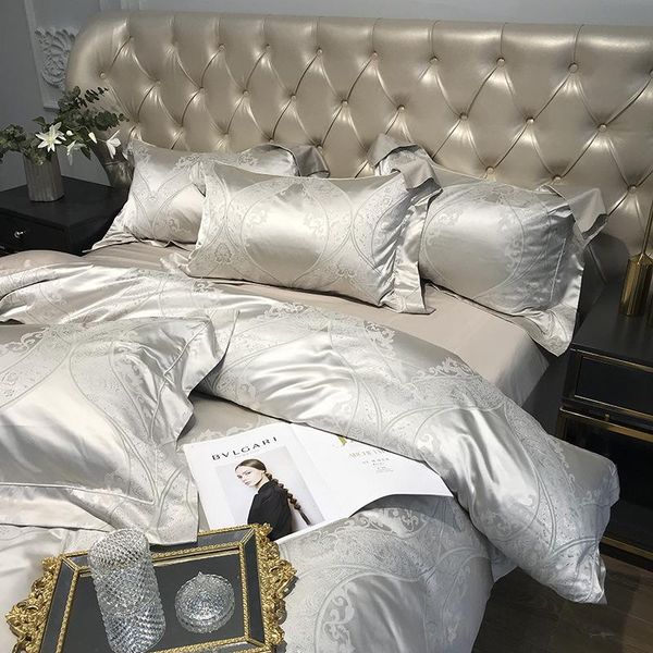 bedding sets 4pcs set luxury embroidery silk/cotton comforter cover duvet 220x240 bed linens pillowcase
bedding sets 4pcs set luxury embroidery silk/cotton comforter cover duvet 220x240 bed linens pillowcase