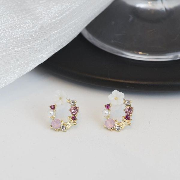 stud korean fashion beautiful flower rhinestones pearl round earrings fresh summer temperament women's accessories jewelry, Golden;silver
stud korean fashion beautiful flower rhinestones pearl round earrings fresh summer temperament women's accessories jewelry, Golden;silver