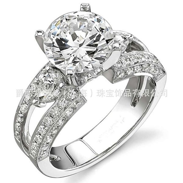 wedding 18k white gold inlaid 1 carat diamond ring holder, Slivery;golden
