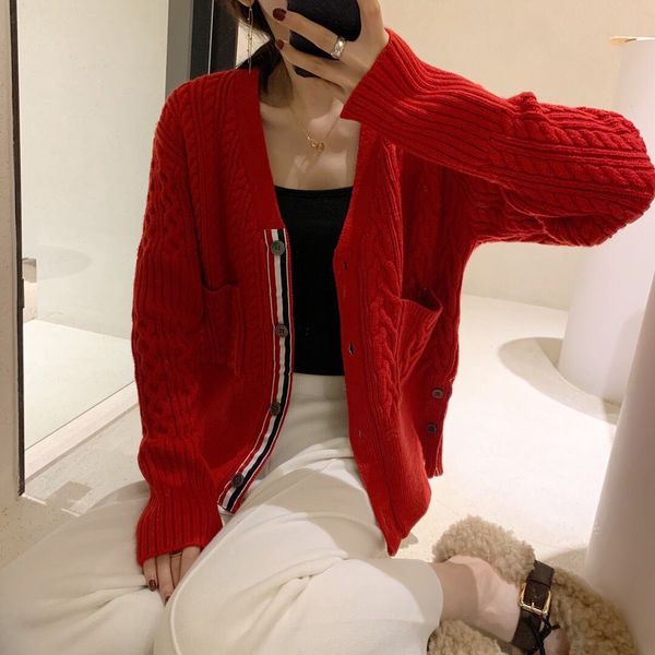tb new year's positive red twist pocket coarse knitted wool cardigan women's college style slim thickened sweater jacket fashion, White;black
tb new year's positive red twist pocket coarse knitted wool cardigan women's college style slim thickened sweater jacket fashion, White;black