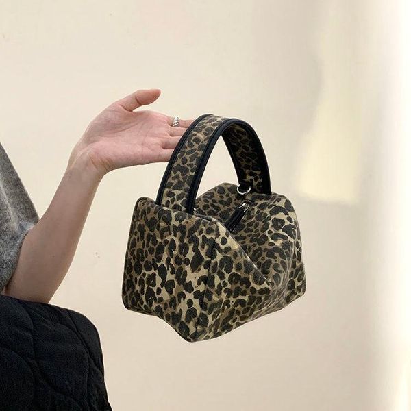 evening bags vintage leopard pattern women canvas crossbody bag fashion ladies small square shoulder female mini clutch purse handbags
evening bags vintage leopard pattern women canvas crossbody bag fashion ladies small square shoulder female mini clutch purse handbags