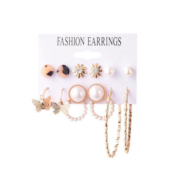hoop & huggie earrings for women 2021 set trendy pearl circle earring charms minimalist jewelry orecchini donna cerchio, Golden;silver
hoop & huggie earrings for women 2021 set trendy pearl circle earring charms minimalist jewelry orecchini donna cerchio, Golden;silver