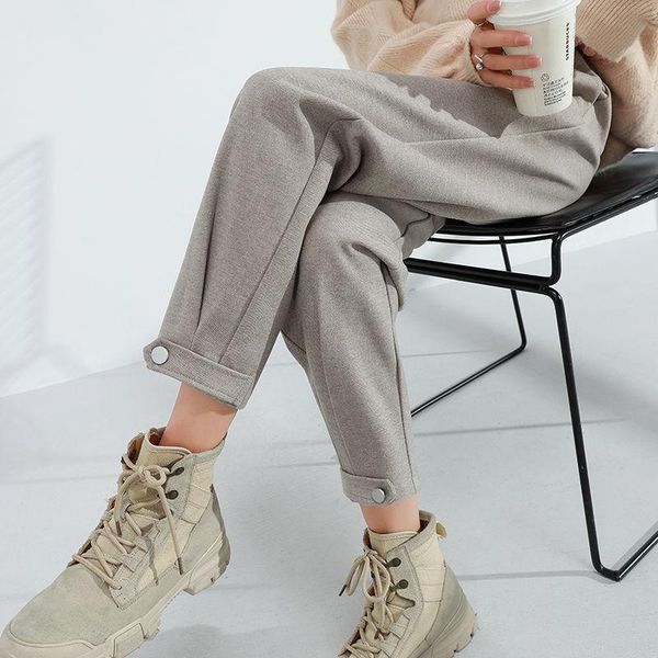 women's pants & capris 2021 autumn winter women slim high waist harem lady woolen casual solid warm pant female thick loose long trouse, Black;white
women's pants & capris 2021 autumn winter women slim high waist harem lady woolen casual solid warm pant female thick loose long trouse, Black;white