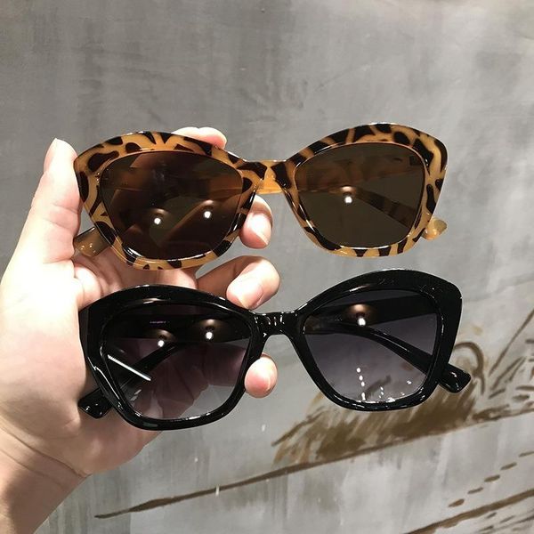 sunglasses 2021 women's pentagonal irregular cat eye retro fashion jelly shades glasses luxury uv400, White;black
sunglasses 2021 women's pentagonal irregular cat eye retro fashion jelly shades glasses luxury uv400, White;black
