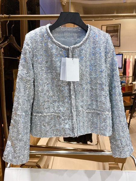 women's jackets 2021 autumn wniter fashion sequins tweed jacket women hand-crochet border o-neck long sleeve banquet coat lady, Black;brown
women's jackets 2021 autumn wniter fashion sequins tweed jacket women hand-crochet border o-neck long sleeve banquet coat lady, Black;brown