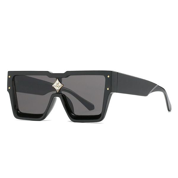 sunglasses 2021 retro glasses hip hop fashion men's personalized square millionaire diamond flower uv400, White;black
sunglasses 2021 retro glasses hip hop fashion men's personalized square millionaire diamond flower uv400, White;black
