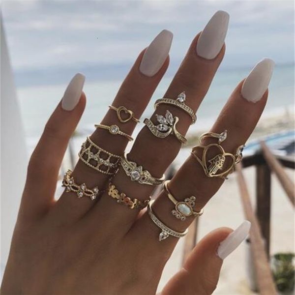 women's bohemian index finger ring wide set, Silver
women's bohemian index finger ring wide set, Silver