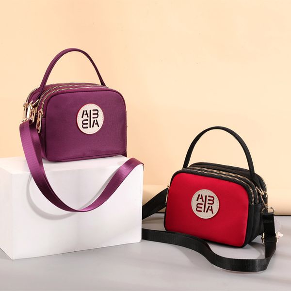 small 2021 new fashion nylon canvas leisure oxford simple single shoulder messenger women's bag
small 2021 new fashion nylon canvas leisure oxford simple single shoulder messenger women's bag