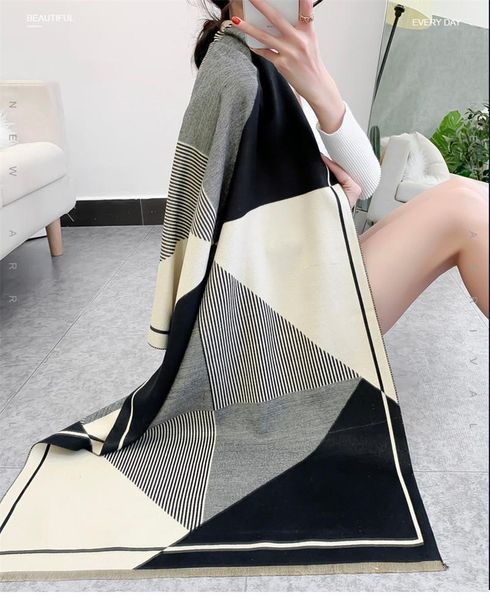 fashion winter scarf women cashmere warm foulards luxury geometric print scarves wraps thick soft bufanda lady shawls, Blue;gray
fashion winter scarf women cashmere warm foulards luxury geometric print scarves wraps thick soft bufanda lady shawls, Blue;gray