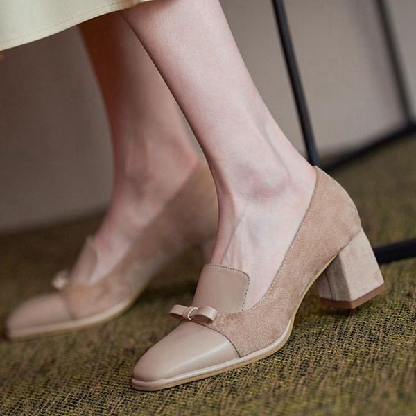 ladies pumps square toe suede mixed color bow 5.5 cm chunky thick heels elegant slip on big size 48 a4082 dress shoes, Black
ladies pumps square toe suede mixed color bow 5.5 cm chunky thick heels elegant slip on big size 48 a4082 dress shoes, Black