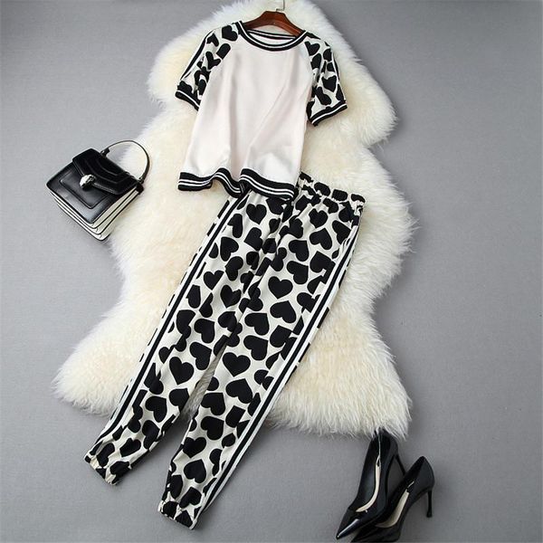 suit fashion designer summer women 2021 lady casual tracksuit two piece outfits heart print and pants matching set twinset women's trac, Gray
suit fashion designer summer women 2021 lady casual tracksuit two piece outfits heart print and pants matching set twinset women's trac, Gray