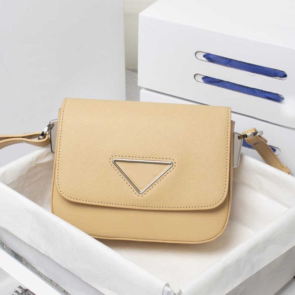 designer bags womens handbags crossbody bag backpack classic flap fashion cowhide leather hardware shoulder magnetic buckle plain water
designer bags womens handbags crossbody bag backpack classic flap fashion cowhide leather hardware shoulder magnetic buckle plain water