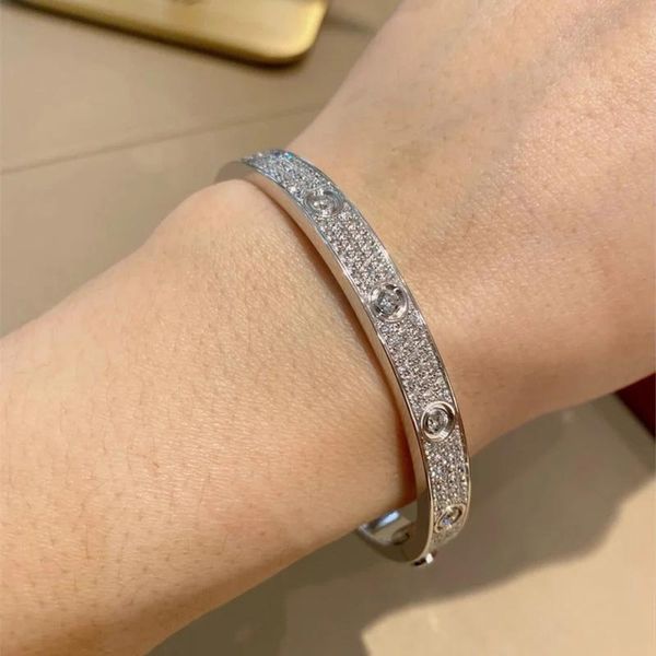 bangle original brand classic fashion ladies sterling silver bracelet jewelry, Black
bangle original brand classic fashion ladies sterling silver bracelet jewelry, Black