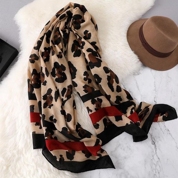 scarves women imitation silk scarf retro leopard print shawls office lady wraps female headscarf beach towel beautiful gift 90x180cm, Blue;gray
scarves women imitation silk scarf retro leopard print shawls office lady wraps female headscarf beach towel beautiful gift 90x180cm, Blue;gray