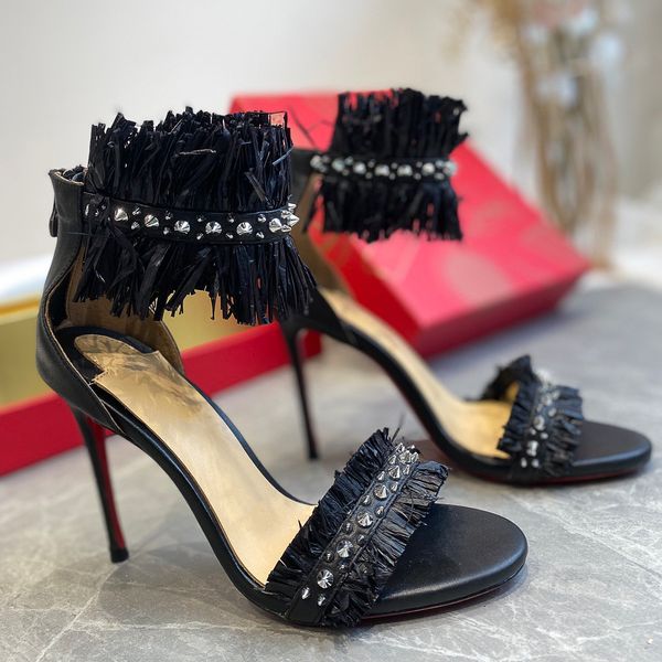 2021 fashion trend popular womens sandals with heels rivets causal non-slip summer slippers flip flops slipper with original box, Black
2021 fashion trend popular womens sandals with heels rivets causal non-slip summer slippers flip flops slipper with original box, Black