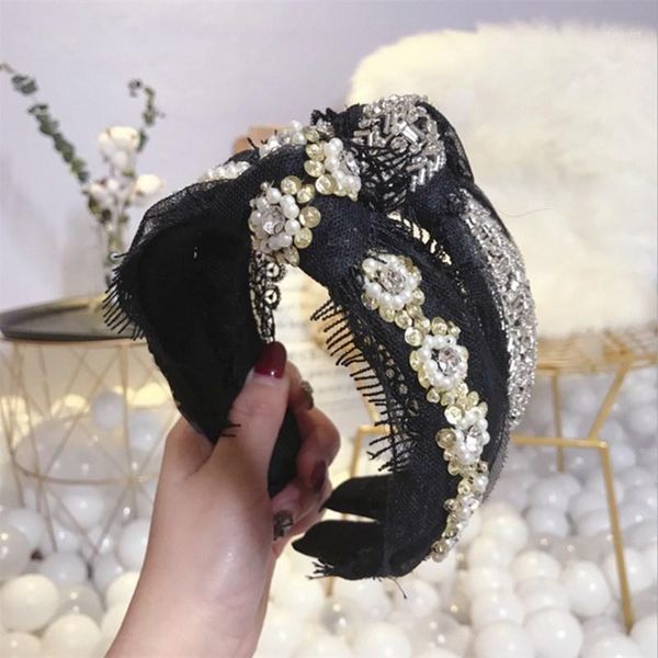 high-end luxury hair accessories women mesh lace hollow diamonds knotted wide-brimmed headband girl band headwear1
high-end luxury hair accessories women mesh lace hollow diamonds knotted wide-brimmed headband girl band headwear1
