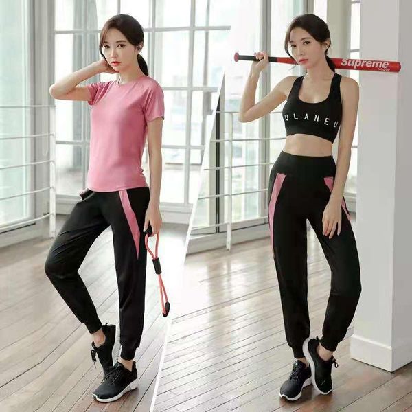 gym clothing women's sports suit fitness bra short sleeve trousers loose comfor breathable running tracksuit women yoga wear crop top, White;black
gym clothing women's sports suit fitness bra short sleeve trousers loose comfor breathable running tracksuit women yoga wear crop top, White;black