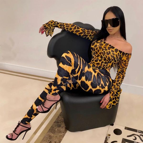 two piece dress 2pcs women long sleeve off shoulder flare printed bodysuit high waist pants leggings sets, White
two piece dress 2pcs women long sleeve off shoulder flare printed bodysuit high waist pants leggings sets, White