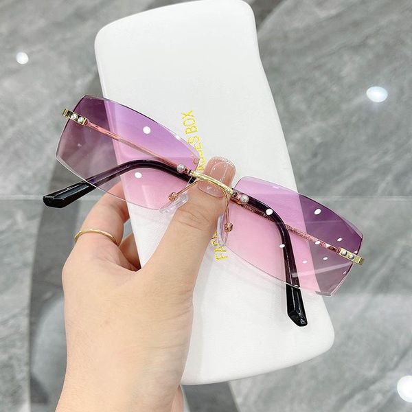 sunglasses 2021 fashion retro rimless for men's shades square gradient designer sun glasses women tone uv400, White;black
sunglasses 2021 fashion retro rimless for men's shades square gradient designer sun glasses women tone uv400, White;black