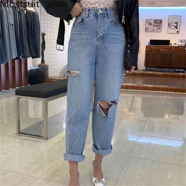 korean ripped high waist women denim jeans casual fashion solid loose straight pants trousers button fly streetwear 210513, Black;white
korean ripped high waist women denim jeans casual fashion solid loose straight pants trousers button fly streetwear 210513, Black;white