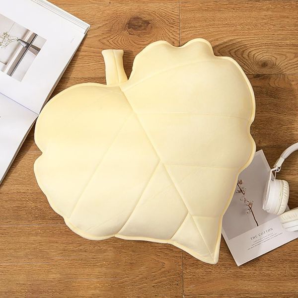 pillow leaf heart-shaped sofa cushion bed pet toy
pillow leaf heart-shaped sofa cushion bed pet toy