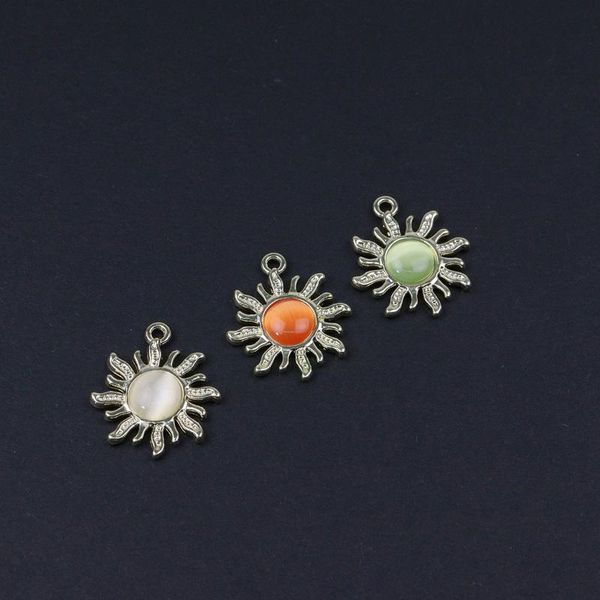 charms wholesell 6pcs 18mm cateye sun pendant for girl women earrings necklace diy handmake fashion jewelry 3 colors, Bronze;silver
charms wholesell 6pcs 18mm cateye sun pendant for girl women earrings necklace diy handmake fashion jewelry 3 colors, Bronze;silver