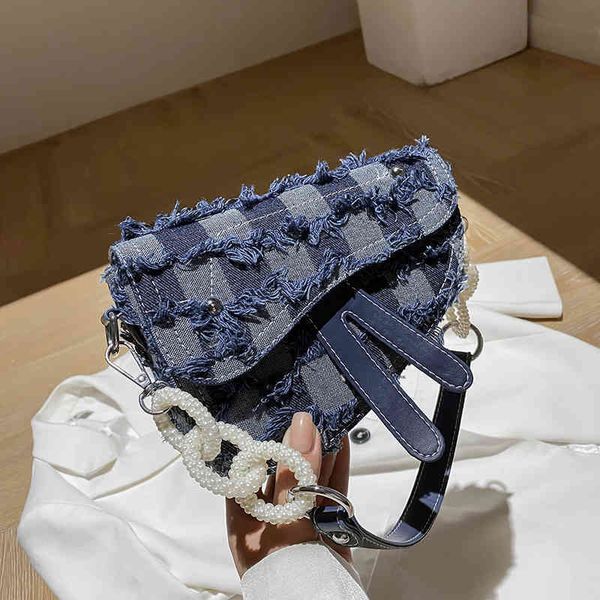 2022 factory outlet bag korean version single shoulder diagonal denim women's chain armpit leisure bag bali
2022 factory outlet bag korean version single shoulder diagonal denim women's chain armpit leisure bag bali