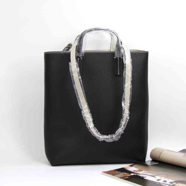 designer bags2021 new leather tote bag vertical version h home double-sided first layer leather single shoulder shopping large-capacity fash
designer bags2021 new leather tote bag vertical version h home double-sided first layer leather single shoulder shopping large-capacity fash