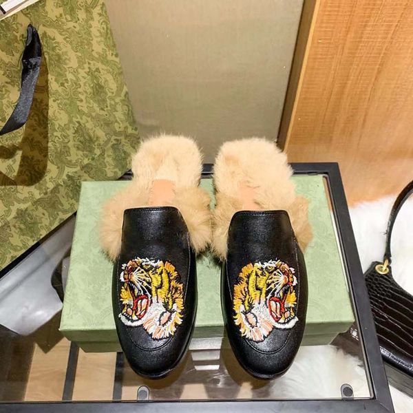 luxury brand sandals designer slippers slides floral brocade genuine leather flip flops women shoes sandal 76, Black
luxury brand sandals designer slippers slides floral brocade genuine leather flip flops women shoes sandal 76, Black
