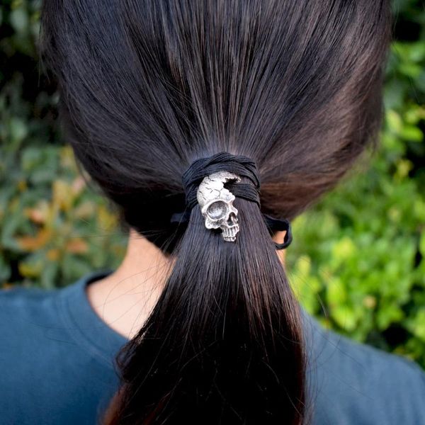 hair clips & barrettes broken damaged half face skull elastic band accessories women christmas gift, Golden;silver
hair clips & barrettes broken damaged half face skull elastic band accessories women christmas gift, Golden;silver