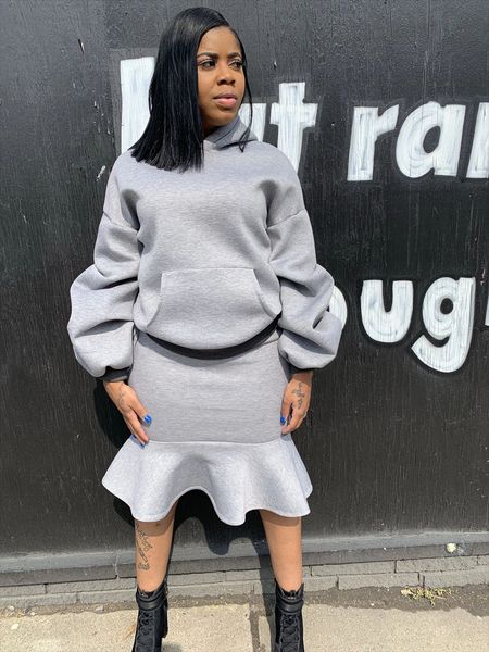 women sweatshirt sets hooded long sleeves pockets and ruffles skirt knee length gorls casual outfits autumn, White
women sweatshirt sets hooded long sleeves pockets and ruffles skirt knee length gorls casual outfits autumn, White