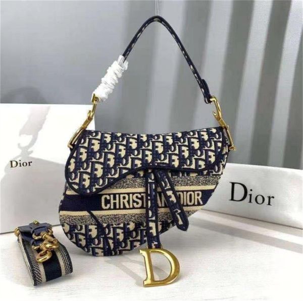 dior saddle lady bag retro cross body handbag star celebrity inspiration embroidered shoulder bags with box for option
dior saddle lady bag retro cross body handbag star celebrity inspiration embroidered shoulder bags with box for option